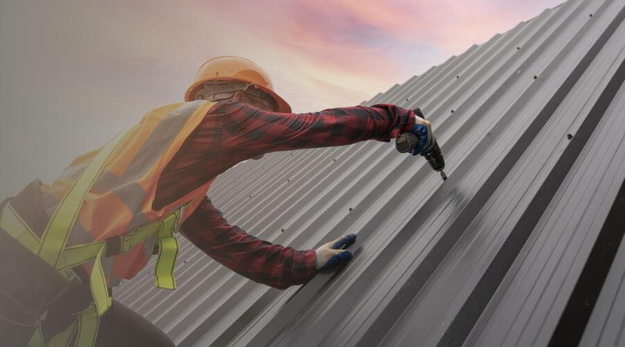 Expert top industrial roofings services in Raymond, IA
